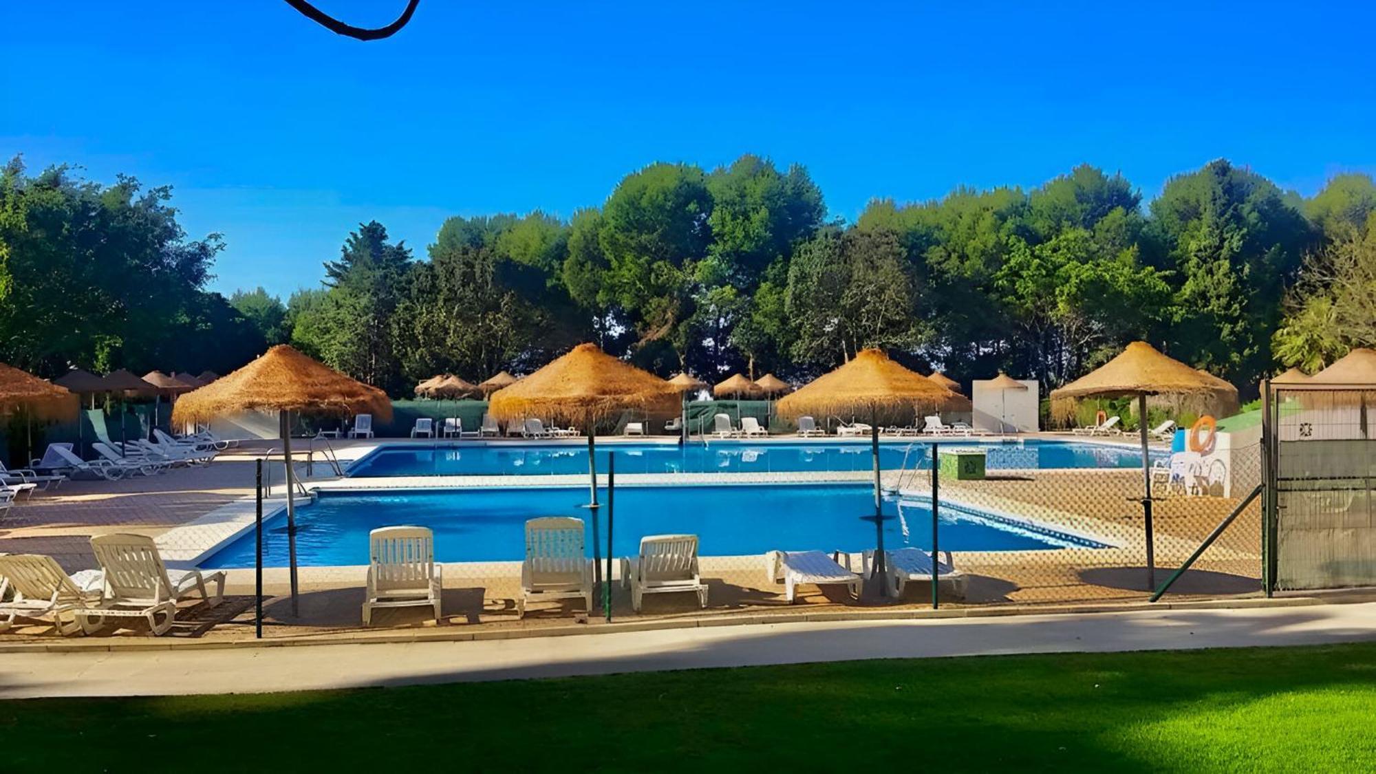 Luxury Suites Sunset Beach ベナルマデナ エクステリア 写真